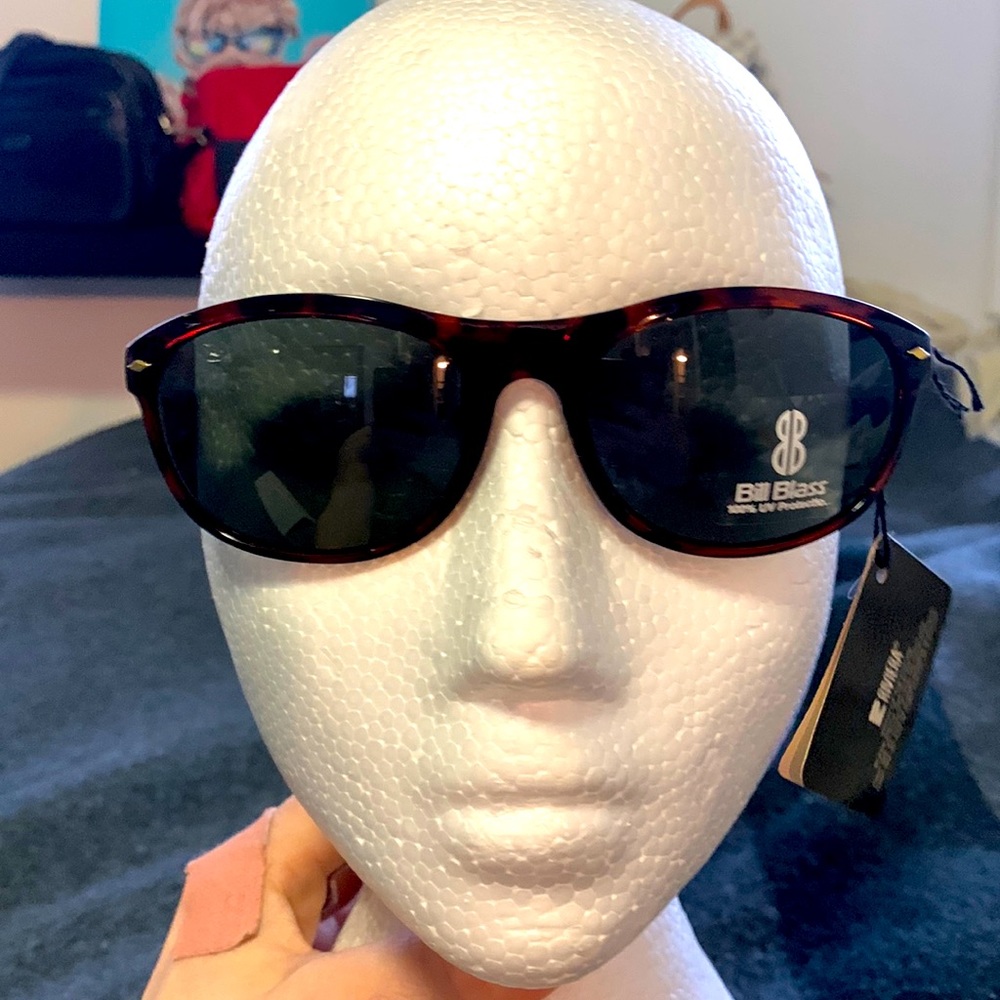 REAL VINTAGE BILL BLASS Tortoise Shell Sunglasses. NWT